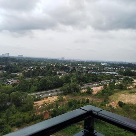 Lovely Sweet Home Johor Bahru Buitenkant foto