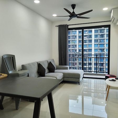 Lovely Sweet Home Johor Bahru Buitenkant foto
